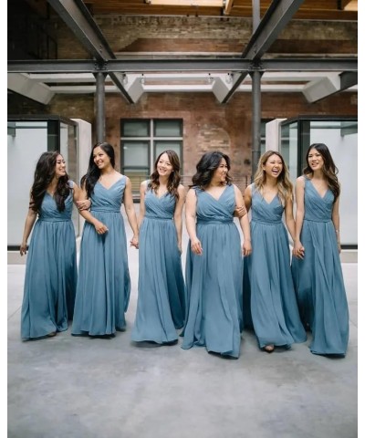 Women's V Neck Bridesmaid Dresses for Wedding Split A Line Long Formal Dresses with Pockets Teal Green $37.09 Dresses